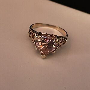 10k Pink Cz Heart ring 7/7.5